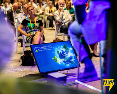 Recharge Earth congres app binnenkort live